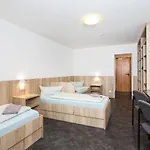 Hotel Sportpark Rabenberg 3*