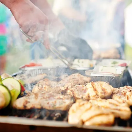 乌鸦山运动公园酒店