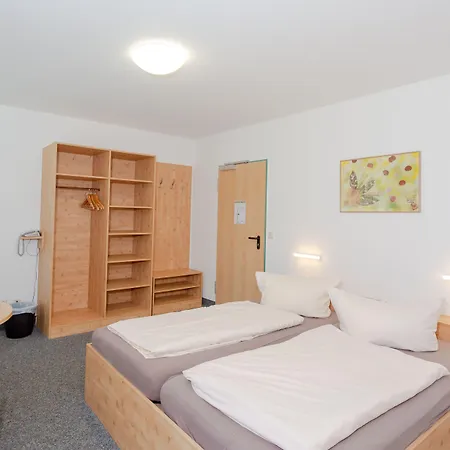 Sportpark Rabenberg ホテル 3*